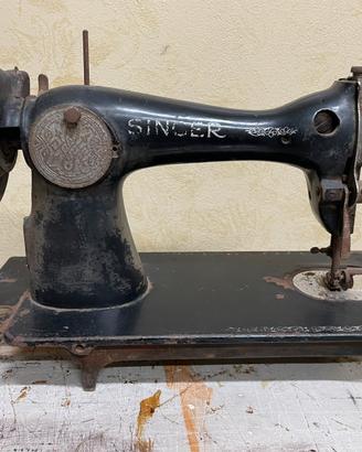 Macchina da cucire singer vintage