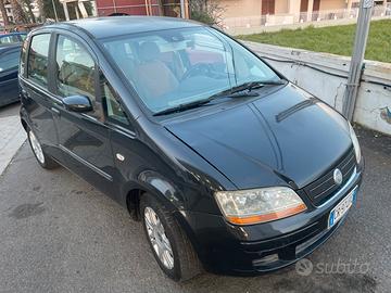 Fiat Idea 1.4 benzina - 2004 - 126000km