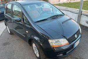 Fiat Idea 1.4 benzina - 2004 - 126000km
