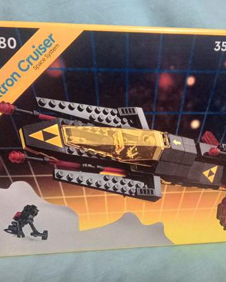 Lego Blacktron Cruiser