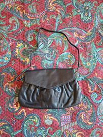 Borsetta in vera pelle con tracolla