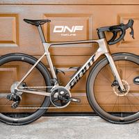 GIANT PROPEL ADVANCED 1 🟣 M ⚫