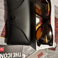 Occhiali rayban wayfarer maculati
