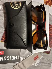 Occhiali rayban wayfarer maculati