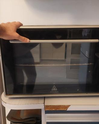 Forno elettrico Ferrari