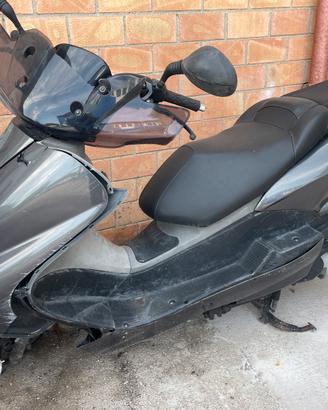 Yamaha Majesty 125 2004