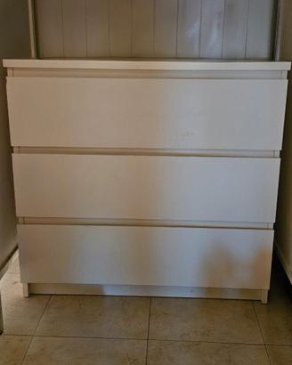 cassettiera malm ikea