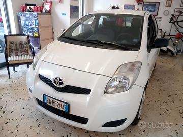 Toyota Yaris 1.0 5 Porte Now Unico Proprietario