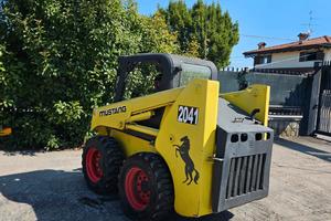 P185- Mini pala Mustang 2041