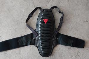 Paraschiena Dainese
