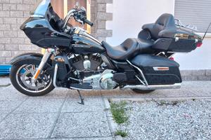 Harley Davidson Road glide ultra 