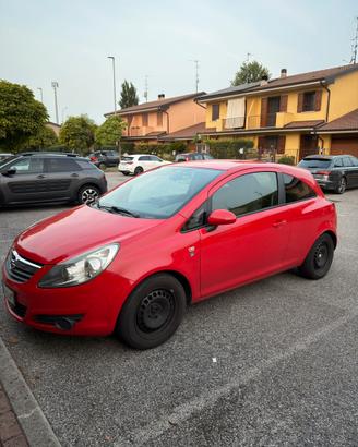 Opel Corsa 2010 1.2 benzina/GPL