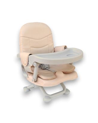 Seggiolone beige, coprisedile in ecopelle, vassoio