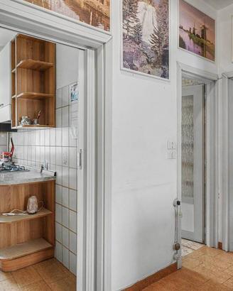 Appartamento di 77 m² con più di 5 locali e posto 
