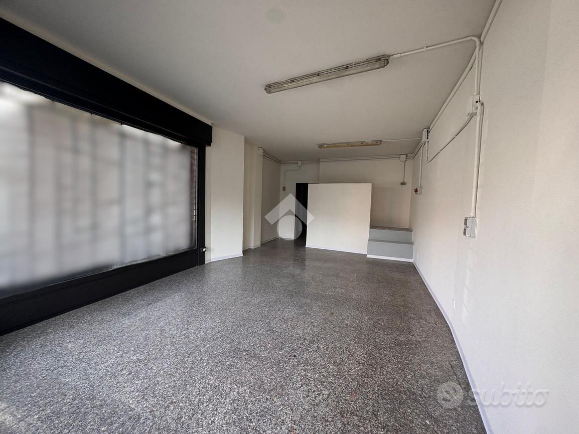 NEGOZIO A PADOVA - Vista 3