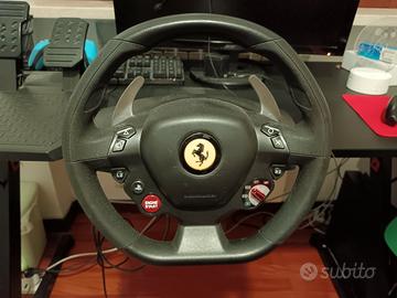Volante Ferrari per PlayStation 4/5