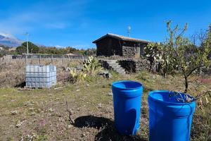 Cod.TE109 Terreno edificabile con casa rurale