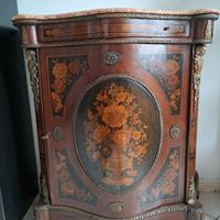 Mobile credenza
