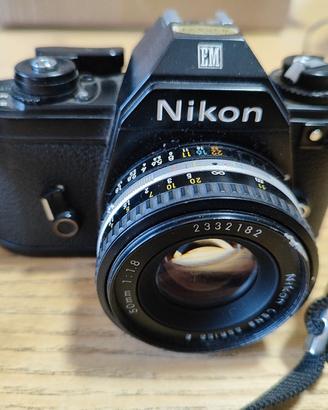 Nikon EM Fotocamera Reflex