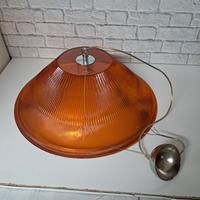 lampadario di design anni 70-80.
materiale vetro.
