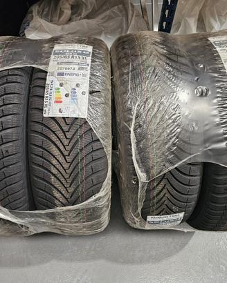 4 gomme nuove Kumho 205/65 R15 99V XL 4 stagioni