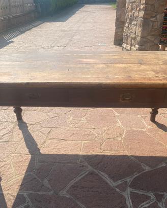 Tavolo in legno massello fine ‘800