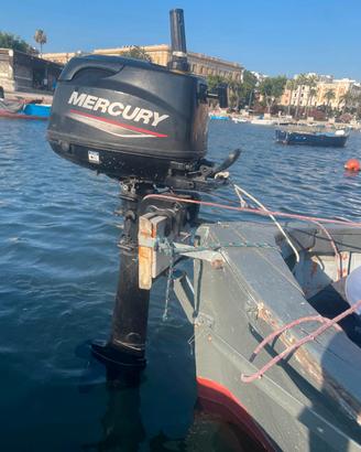 motore fuoribordo 5 cavalli  mercury