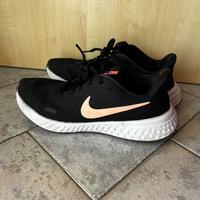 Sneakers Nike donna nere