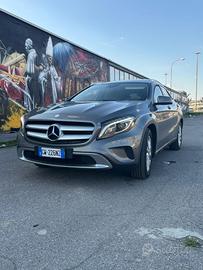Mercedes gla 200 premium 2016