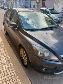 Ford Focus Titanium