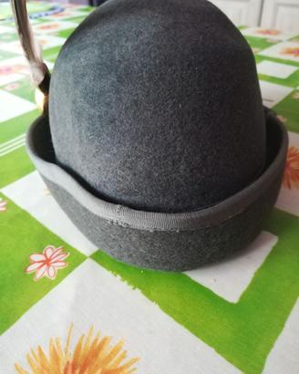 Antico cappello militare alpini