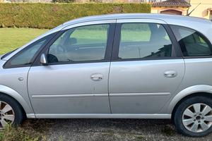 Oper Meriva 2005 290.000 km