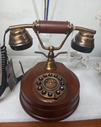 telefono stile antico. 