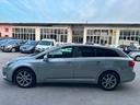 toyota-avensis-2-2-d-4d-wagon-lounge