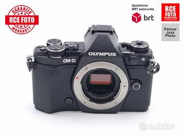 Olympus OM-D E-M5 II