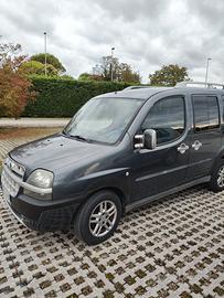 Fiat Doblò 1.6 GPL Malibu' - 5 posti -  gancio