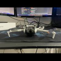 DJI MINI3 con RC0 + batteria