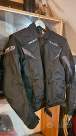 Giubbotti moto