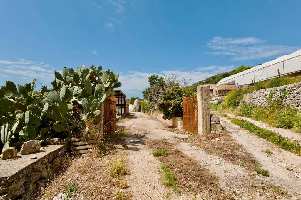 Rustico / Casale di 132 m² con 4 locali a Ragusa - Vista 2