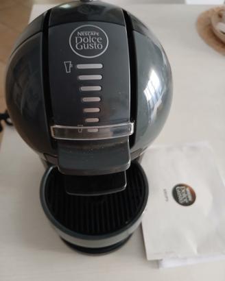 Macchina caffè Nescafe'