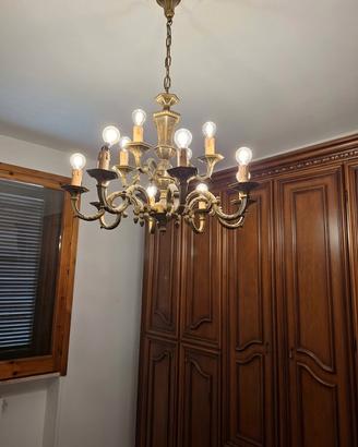 Lampadario a sospensione classico a più bracci,