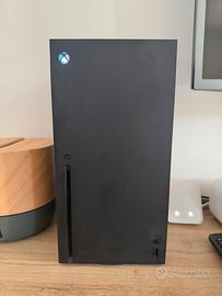 XBOX Series X + 2 controller + 12 giochi