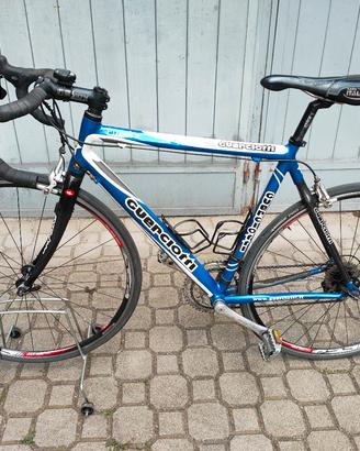 bicicletta corsa Guerciotti bici alluminio carbon
