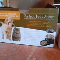 erogatore cibo x cani e gatti 