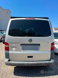 Volkswagen Transporter/Caravelle 1.9 9 posti