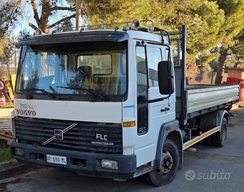 autocarro ribaltabile VOLVO 120, portata 60 qli