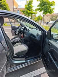  Fiesta 1400 TDI anno 2007  230000km