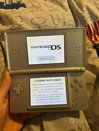 Nintendo DS lite silver