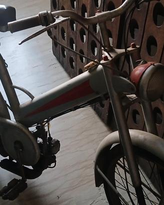 Mosquito Garelli 38-B d'Epoca su Telaio  dedicato