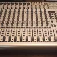 Mixer Audio Behringer Eurorack ub2222fx pro